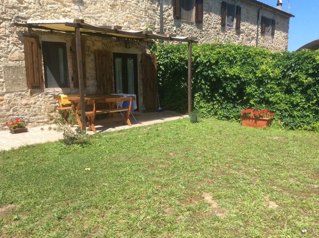 Podere Girasoli 皮昂比诺 外观 照片